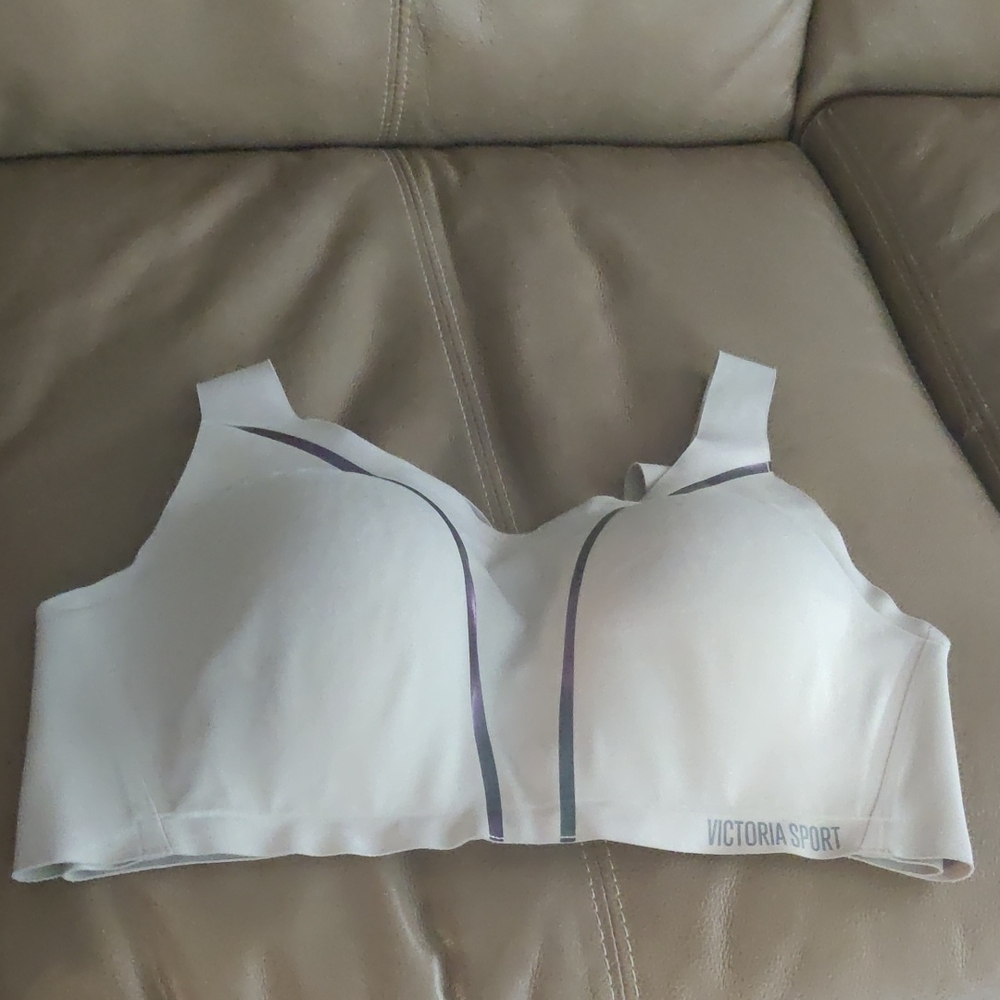 Victoria's Secret Cream Sports Bra